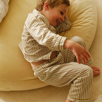 PIJAMA OLIVE GREEN STRIPES - COLABORACIÓN MOLIS & CO