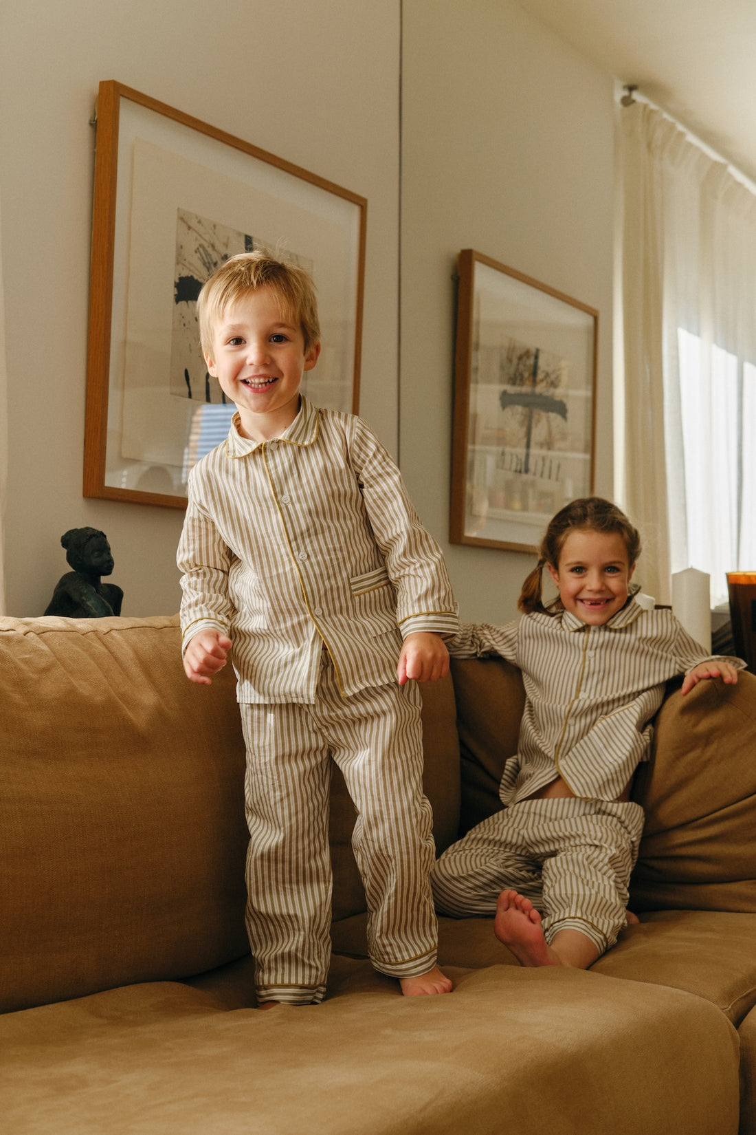 PIJAMA OLIVE GREEN STRIPES - COLABORACIÓN MOLIS & CO