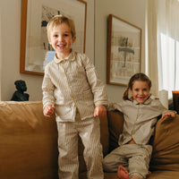 PIJAMA OLIVE GREEN STRIPES - COLABORACIÓN MOLIS & CO