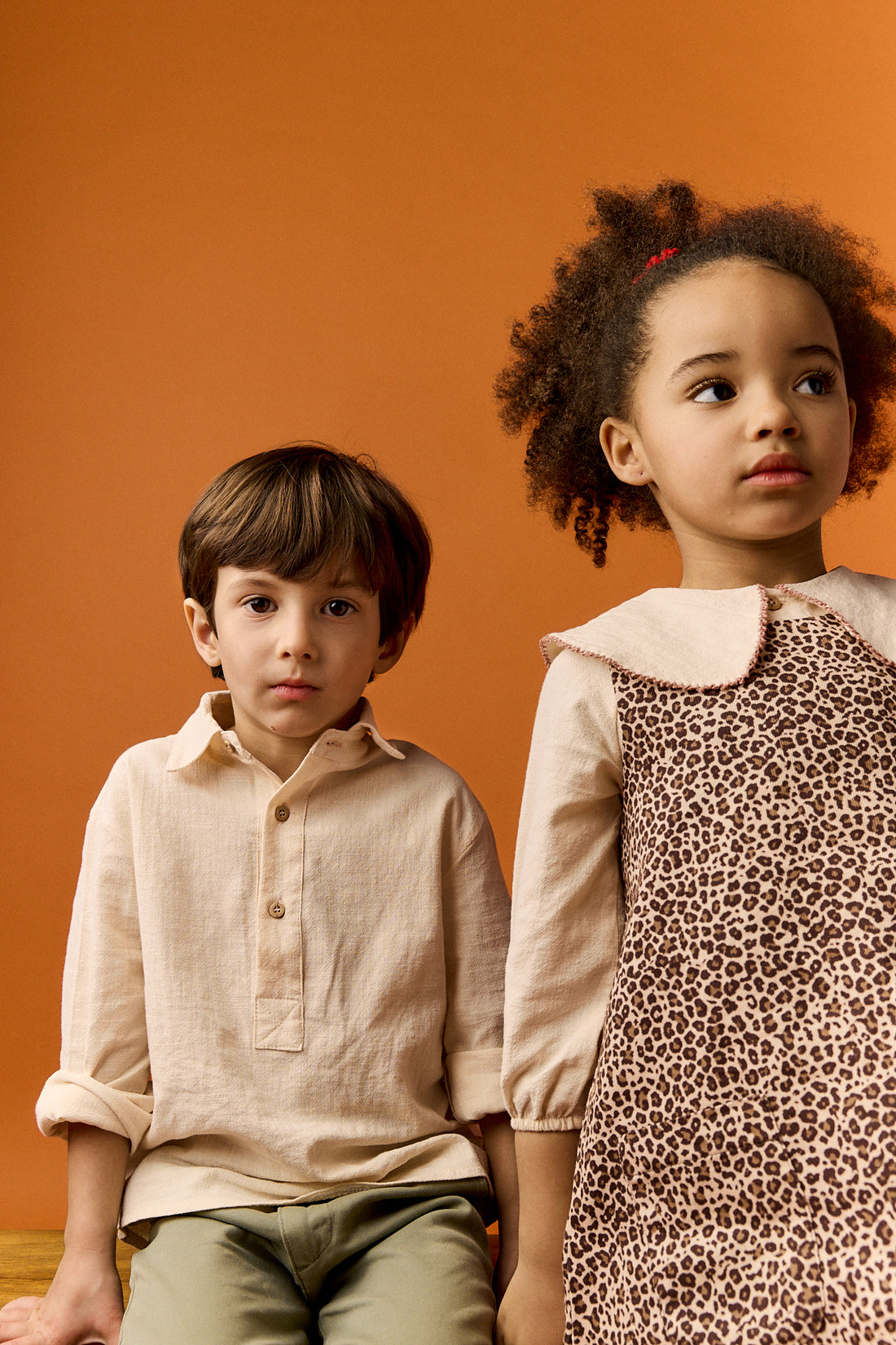 PANTALÓN CHINO - KAKI