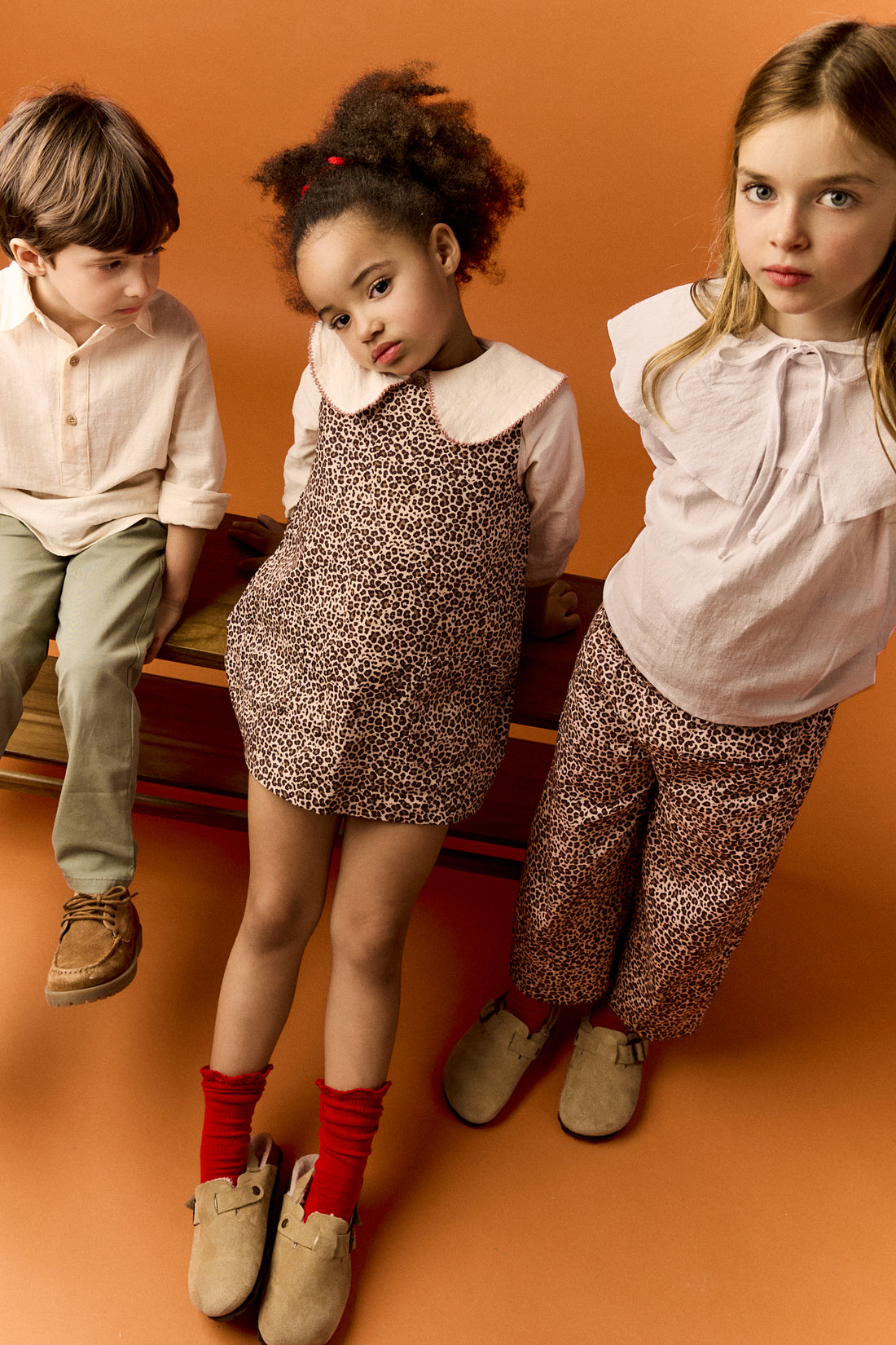 PANTALÓN CHINO - KAKI